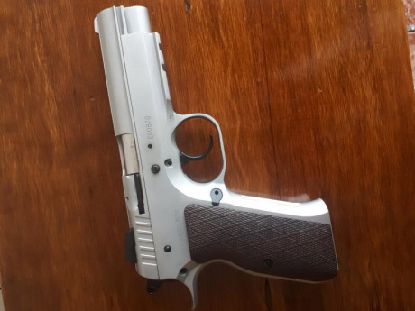 Gracias a todos la pistola está vendida muy amables 01