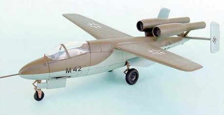 Realmente valía la pena?

Parece ser que en el 1945 tubo algunos éxitos y no tubo mas debido a su escasa 70