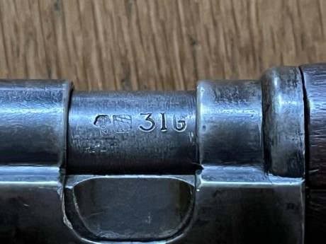 Vendo Mauser 7x57 Fabricado en BRNO para ejército Uruguayo. Tiene unos 100 años. Funciona bien. Guiado 51