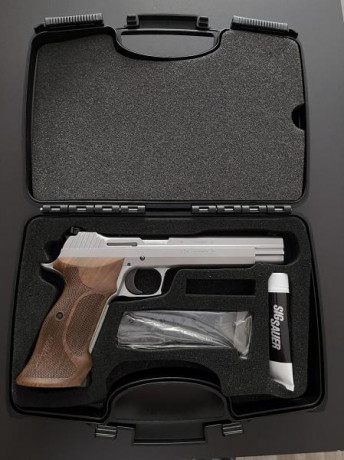 Vendo Sig sauer P210 supertarget de color plata.
El arma es de 6¨y guiada en F.
Esta impecable en todos 00