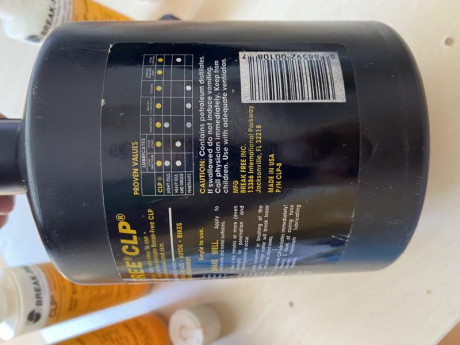 Aceite para armas Break Free CLP  
Limpia, lubrica y protege
Apto para todo tipo de superficies metálicas
Mil-Spec 12