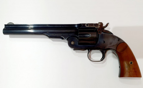 UBERTI SCHOFIELD 45lc
Como nuevo, comprado de capricho y unos tiros.
Guiado en AER.
Está en Santander,
800+envío. 02