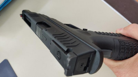 Vendo Pistola Marca HS PRODUKT modelo XDM-9 5.25 calibre 9pb del año 2015. 2 cargadores de 19. Poco usada. 00