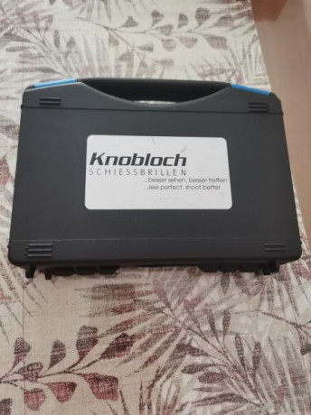 Hola.
Pongo a la venta unas gafas para tiro de la Marca KNOBLOCK.
Como se puede apreciar en las fotos, 10