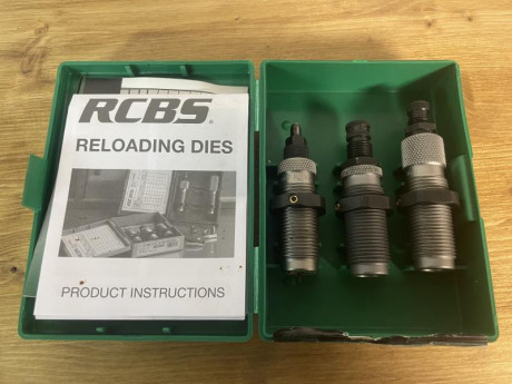 Dies para recarga del calibre 44-40, usados pero bien cuidados, precio 60€ envio certificado en peninsula 02