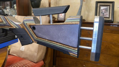 Hola
Para sustituir la culata sintetica de mi rifle de cerrojo, he estado mirando la web de boyds  https://www.boydsgunstocks.com/ 80