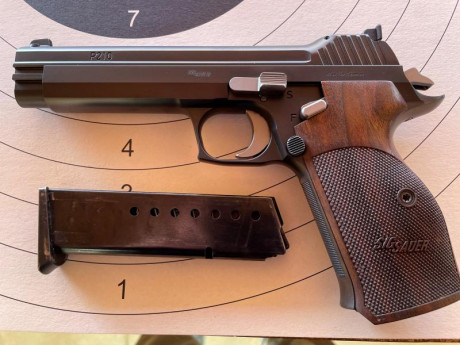 Vendo pistola de 5 pulgadas SIG-SAUER P210 target, guiada en “F”, arma ideal para competir en 9 mm. es 00