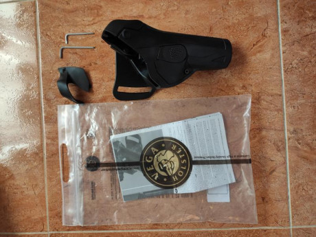 Vendo funda de servicio nivel 3 marca Vega Holster DCH8 Cama Holster para Beretta 92FS, menos de un año 02