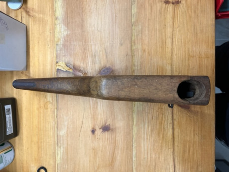 Buenos dias vendo funda-culata para pistola Mauser C96, la cual se encuentra en buen estado. Pido por 01