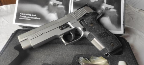 Sig Sauer X-Five Allround 9m/m arma que casi podría pasar por nueva por el poco uso, no utilizada para 01