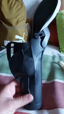 Vendo funda de servicio nivel 3 marca Vega Holster DCH8 Cama Holster para Beretta 92FS, menos de un año 11