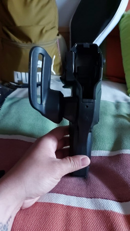Vendo funda de servicio nivel 3 marca Vega Holster DCH8 Cama Holster para Beretta 92FS, menos de un año 10