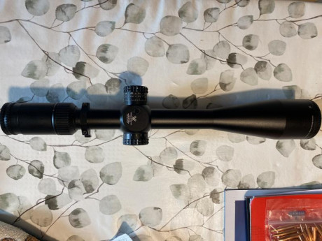 Pues eso vendo un Vortex Golden Eagle 15/60x52 con retícula ECR-1, segundo plano focal y corrección de 10
