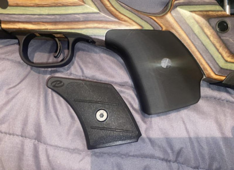 Hola
Para sustituir la culata sintetica de mi rifle de cerrojo, he estado mirando la web de boyds  https://www.boydsgunstocks.com/ 101