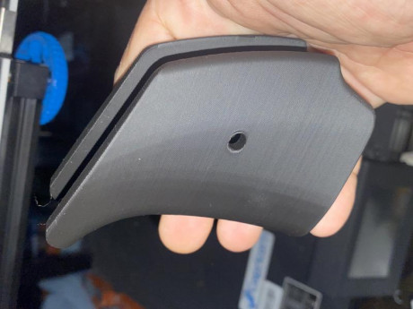 Hola
Para sustituir la culata sintetica de mi rifle de cerrojo, he estado mirando la web de boyds  https://www.boydsgunstocks.com/ 100
