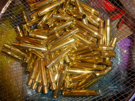 Muy buenas.

Vendo 120 vainas Hornady Superformance del .30-06 con 1 solo tiro, pasadas por Tumbler y 00