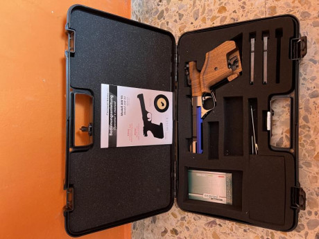 Vendo Feinwerbau AW93 light. Comprada nueva por mi hace 3 años en los que habre pegado unos 1500 tiros 01