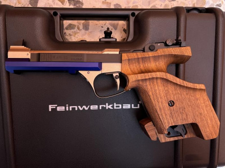 Vendo Feinwerbau AW93 light. Comprada nueva por mi hace 3 años en los que habre pegado unos 1500 tiros 11