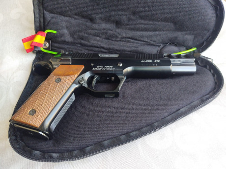 Por dejar la afición, vendo esta pistola.

 Walther GSP Expert Cal .22.   Cachas talla M pasada a L con 01