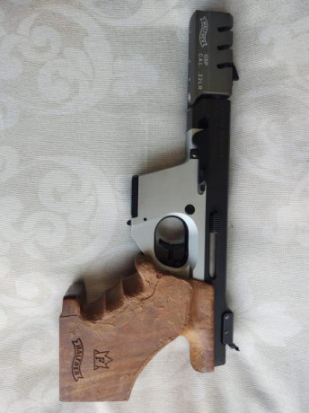 Por dejar la afición, vendo esta pistola.

 Walther GSP Expert Cal .22.   Cachas talla M pasada a L con 00