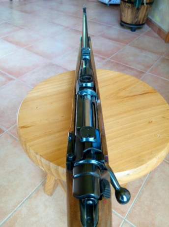 Rifle Zastava M 70, calibre 8 x 57, con visor Kahles Helia C 1,5 - 6 x 42, monturas giratorias Mak. Culata 00
