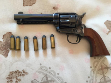  REVOLVER DEL 45 LC ESTA GUIADO EN F  SI ERES DE LA PROVINCIA DE MURCIA TENGO DE REGALO 53 VAINAS Y 32 00