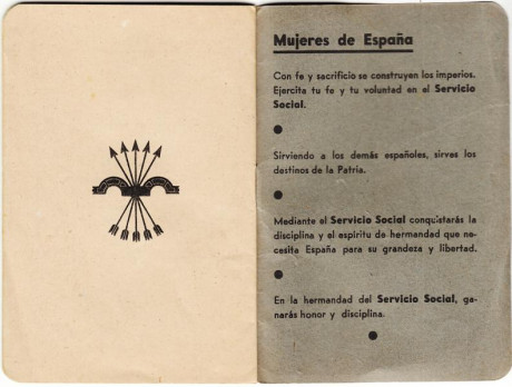  EN RECUERDO Y HOMENAJE A LOS QUE YA NO ESTÁN. 

Si pones en  GOOGLE   PASAPORTES EN LA MEMORIA  da igual 30