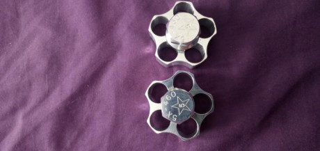 Son nuevos a estrenar.
Comprados en USA.

40€ envío incluido.

Whatsapp 601 902 126 00