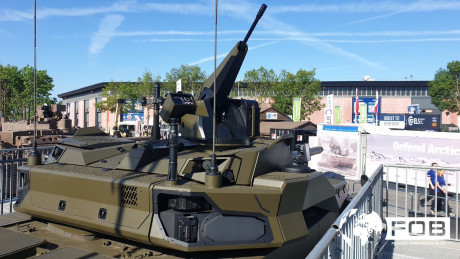 Saludos, carristas.

En la reciente feria Eurosatory 2022 han habido varias novedades en el tema de los 21