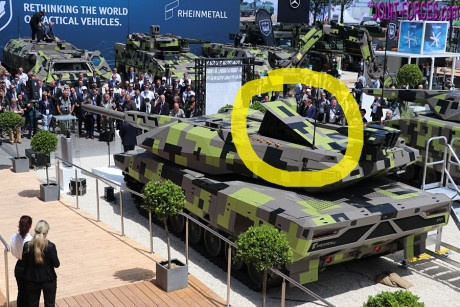 Saludos, carristas.

En la reciente feria Eurosatory 2022 han habido varias novedades en el tema de los 40