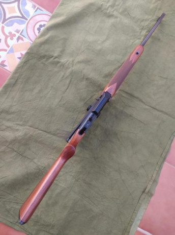 Saludos
Vendo rifle BAR2 de 7mmRM.

Rifle con armazon de acero y muy poco uso.

Maderas con señales de 00