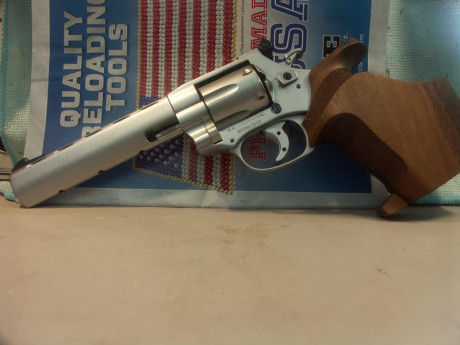 Revolver WEIHRAUCH Target Trophy Cal. 32. 02