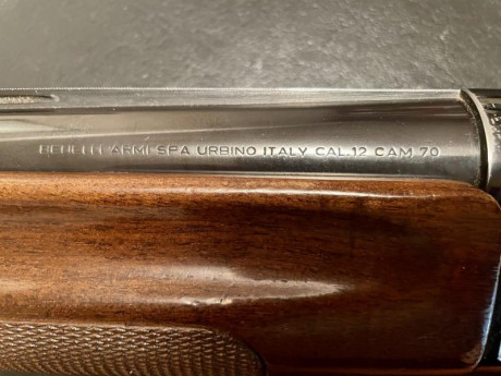 Se vende repetidora Benelli calibre 12, en muy buen estado, por retiro de la caza. Se encuentra en León 00