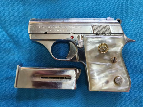   Buenos días,  un compañero que se jubila me ha pedido que le ponga en venta una pistola ASTRA 7000 del 01