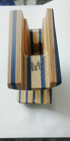 Vendo cacha para zurdo de la casa Walther para GSP Expert(VENDIDA)

1.- Madera laminadas, con color azul.
2.- 02