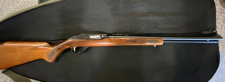 Vendo por no usar Marlín 99C 22LR.

La carabina tiene bastantes años ya y tiene sus marquitas y arañazos. 21
