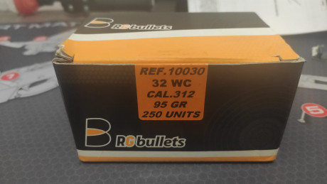 Vendo 1150 puntas 312 de 32 wc porque he vendido el arma del 32 wc-
Hay una caja de 250 unidades de RG 02