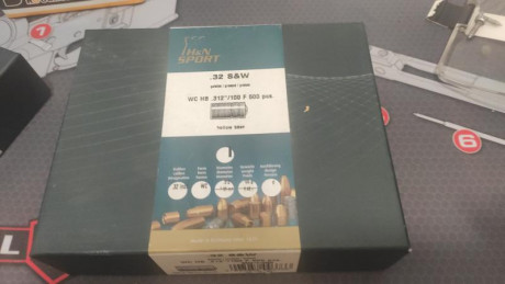 Vendo 1150 puntas 312 de 32 wc porque he vendido el arma del 32 wc-
Hay una caja de 250 unidades de RG 00