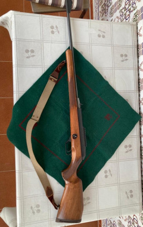 Vendo rifle HK 940 en calibre 7x64, el arma dispone de dos cargadores, funda y correa de transporte, excelente 00