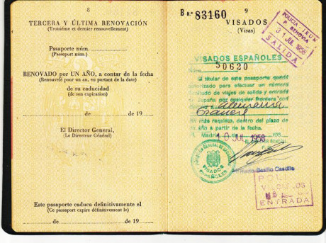  EN RECUERDO Y HOMENAJE A LOS QUE YA NO ESTÁN. 

Si pones en  GOOGLE   PASAPORTES EN LA MEMORIA  da igual 81