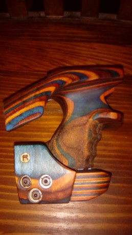 Buenas a todos   estoy interesado en una empuñadura para la Match Guns MG 5 en talla S y que esté sin 21