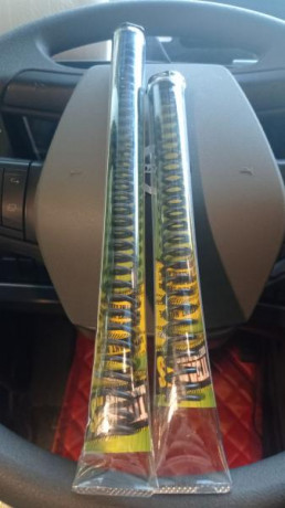 Vendo un kit inglés para tx200 mklll y pro sport el resorte es  XS Titán (20j) con guía del resorte las 11