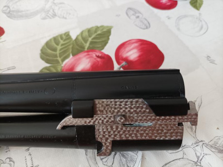 Buenas tengo una Beretta S 686 Especia Sporting de 1985 y quería saber si es recamara magnum o no? Y a 100