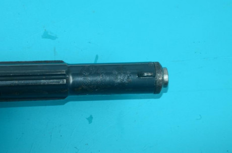 Vendo esta ASTRA 400. Está bastante baqueteada, como se aprecia en las fotos, pero mecaniza y agrupa bien. 01