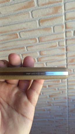 Impresionante campknife hecho en Italia serie limitada de 200 cuchillo este es el número 70 nuevo a estrenar 01