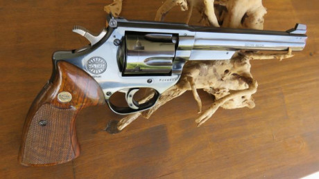 Lo dicho vendo mi magnifico revolver ASTRA MATCH del calibre 38 siempre con munición recargada WC para 12
