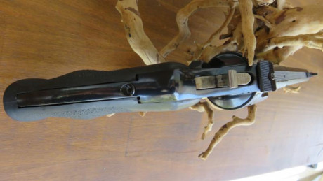 Lo dicho vendo mi magnifico revolver ASTRA MATCH del calibre 38 siempre con munición recargada WC para 21