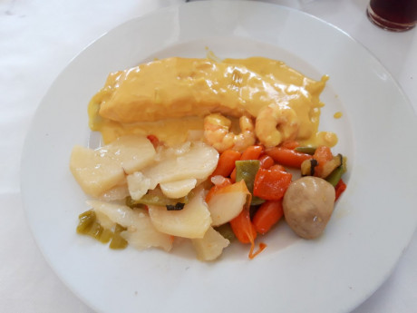 Hoy para comer acelgas hervidas y chuletón de vaca gallega vieja con seis semanas de maduración en cámara 140