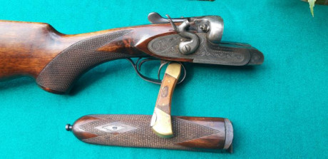 Se vende fantástica escopeta AYA de martillos especial para Becadas. Escopeta con cañón derecho estriado 00