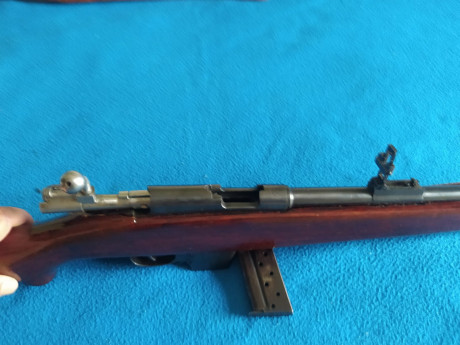 Buenas compañeros. Pongo el anuncio para un compañero que quiere vender su rifle, por si alguno le interesa. 01